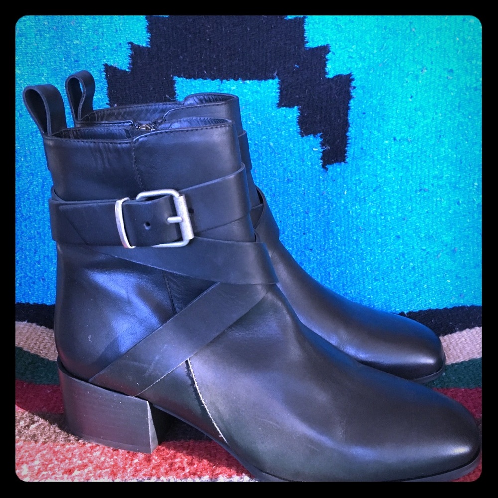 FLASH SALE! Jigsaw black leather buckle boots - Picture 1 of 8
